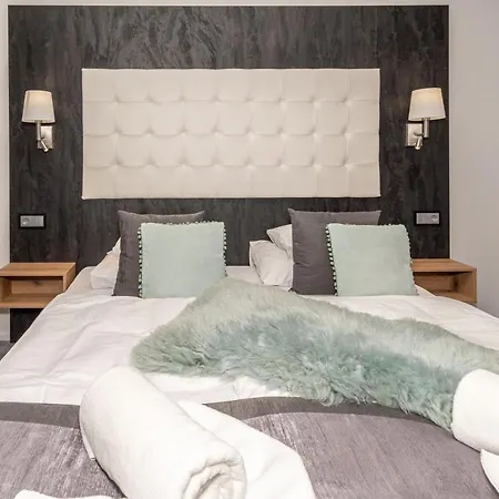 Hotel Arany *
